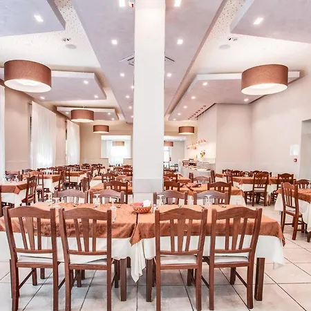 Hotel Adriatico Family Village 3*