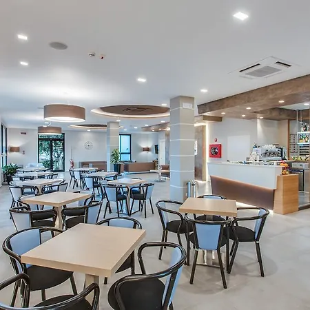 Hotel Adriatico Family Village 3*