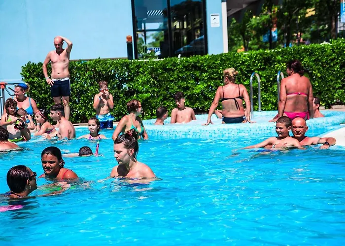 Adriatico Family Village מלון