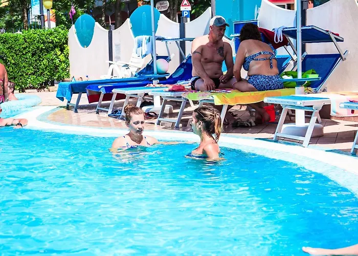 Adriatico Family Village מלון