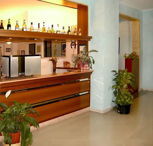 מלון Adriatico Family Village גאטאו א מארה