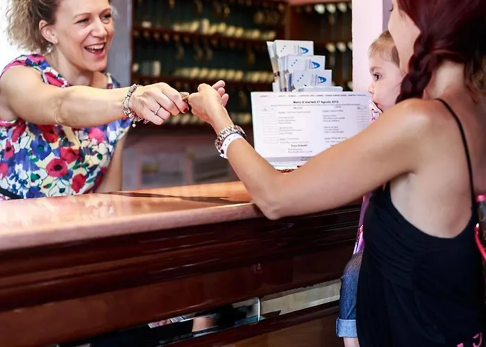 Adriatico Family Village מלון