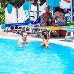 Adriatico Family Village Hotel