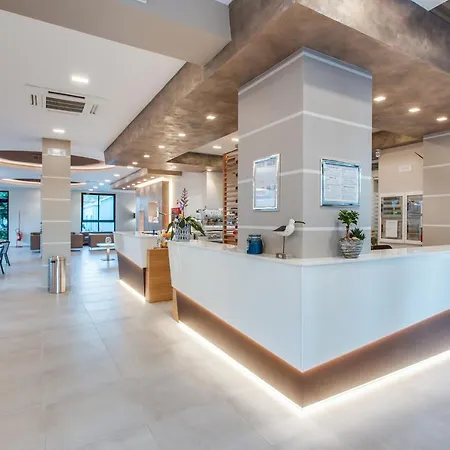 酒店 Adriatico Family Village 加提欧马里
