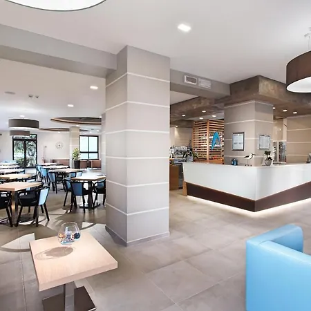Adriatico Family Village 酒店 加提欧马里