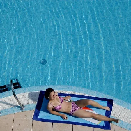 Adriatico Family Village 3*