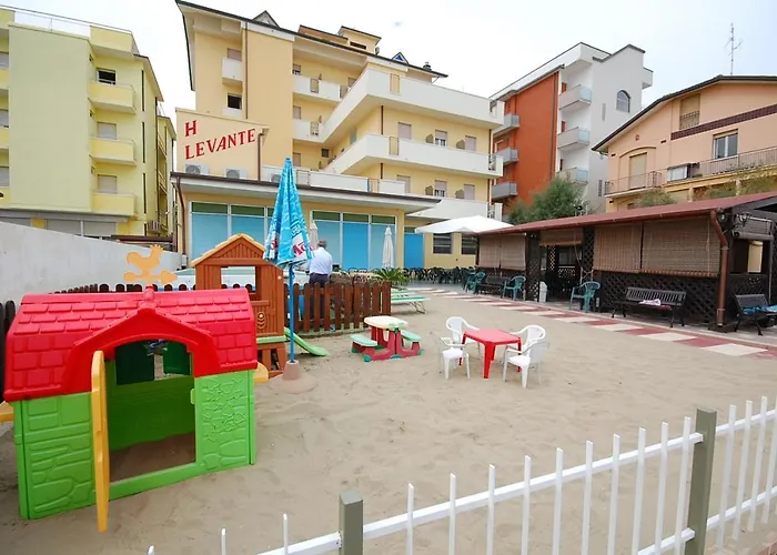 Szálloda Adriatico Family Village 3*