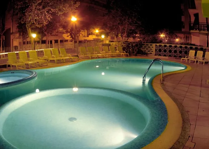 מלון Adriatico Family Village גאטאו א מארה