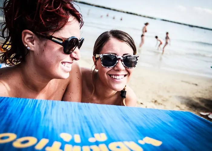 酒店 Adriatico Family Village 3*